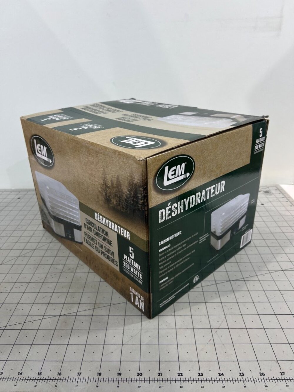 LEM 5-Tray Food Dehydrator With Uniform Airflow & Digital Controls 250 Watts new - Picture 3 of 6